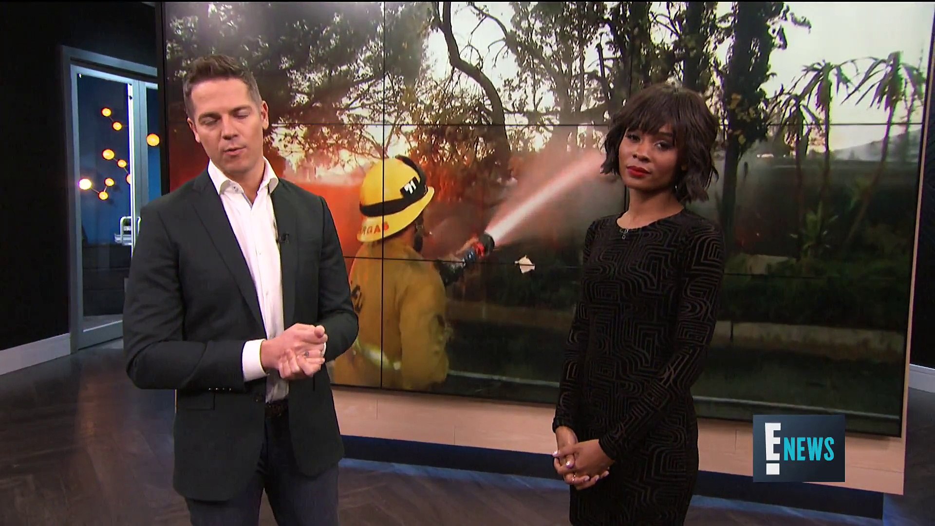 ⁣Celebrities' Homes Threatened by L.A. Wildfires _ E! News