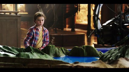 Jurassic World: Fallen Kingdom - Companion Trailer Featurette