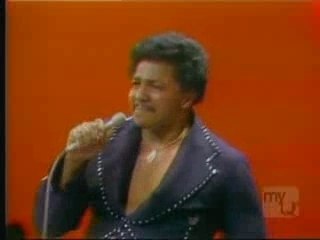 Bunny Sigler. Things Are Gonna Get Better.[SoulTrainTv 70's]