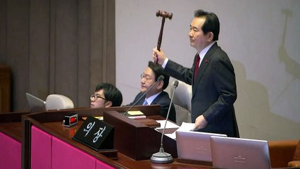 '변호사의 세무사 자격 취득 폐지' 본회의 통과 / YTN