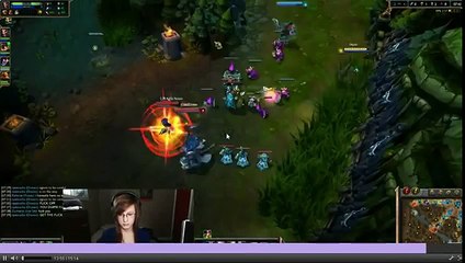 Boyfriend Hits Girlfriend over League of Legends