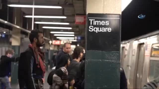 Times Meydanı, Zeybek Nağmeleri ile İnledi