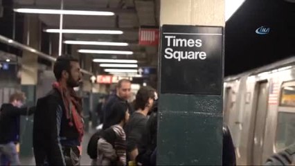 Times Meydanı, Zeybek Nağmeleri ile İnledi