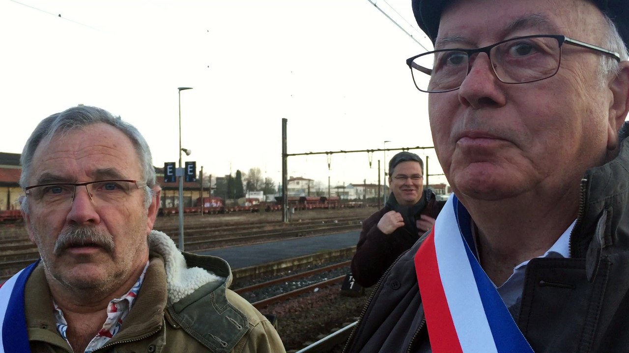 Les maires de Sers et Vouzan sur le pont