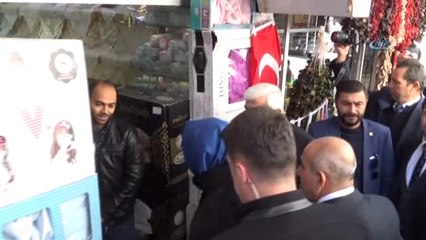 Aile ve Sosyal Politikalar Bakanı Kaya Esnafı Ziyaret Etti
