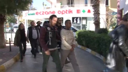 Antalya'da Uyuşturucu Operasyonu: 6 Gözaltı