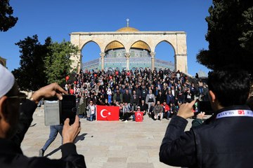 Dünya ABD'ye Karşı Ayakta! Türkler, Kudüs'ün Ortasında Poz Verdi