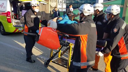 부산대교서 중앙선 침범 사고...4명 사상 / YTN