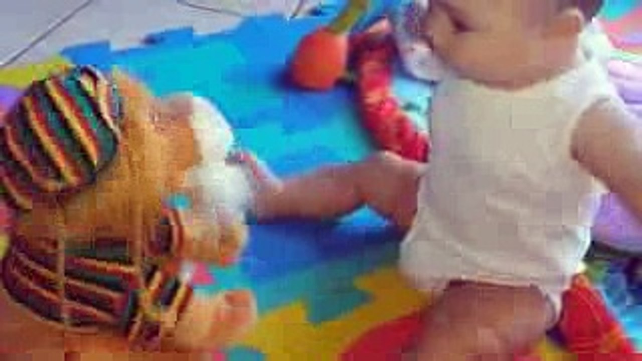 Funny Baby Videos 2018  - MOST FUNNY BABIES VIDEO COMPILATION - Funny Whatsapp Video