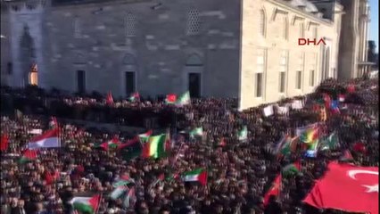 Fatih Camii'nde "Kudüs" Protestosu