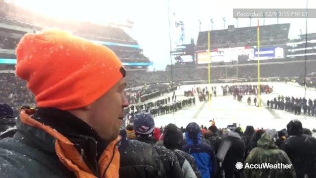 Reed Timmer catches snowy Army-Navy game in Philadelphia