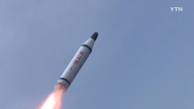 北, SLBM 실거리 발사 임박...3미터 긴 신형도 개발 / YTN