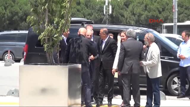 Ataşehir Belediye Başkanı Battal İlgezdi İçişleri Bakanlığı Tarafından Görevinden Uzaklaştırıldı