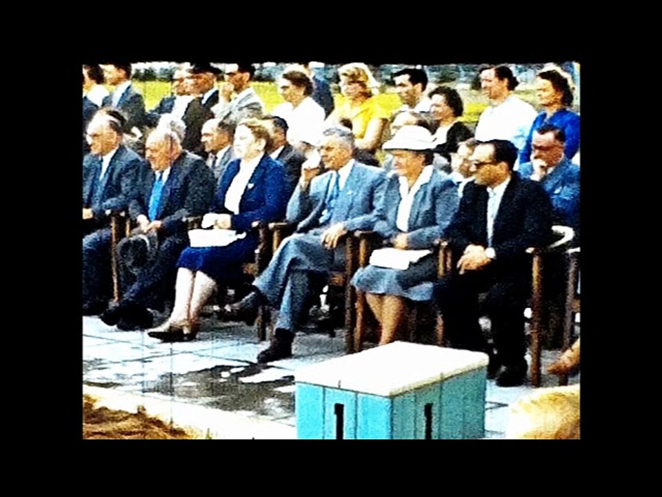 Ons Schwemmbad Eroeffnung 1958