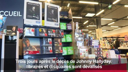 Johnny : disquaires et libraires dévalisés