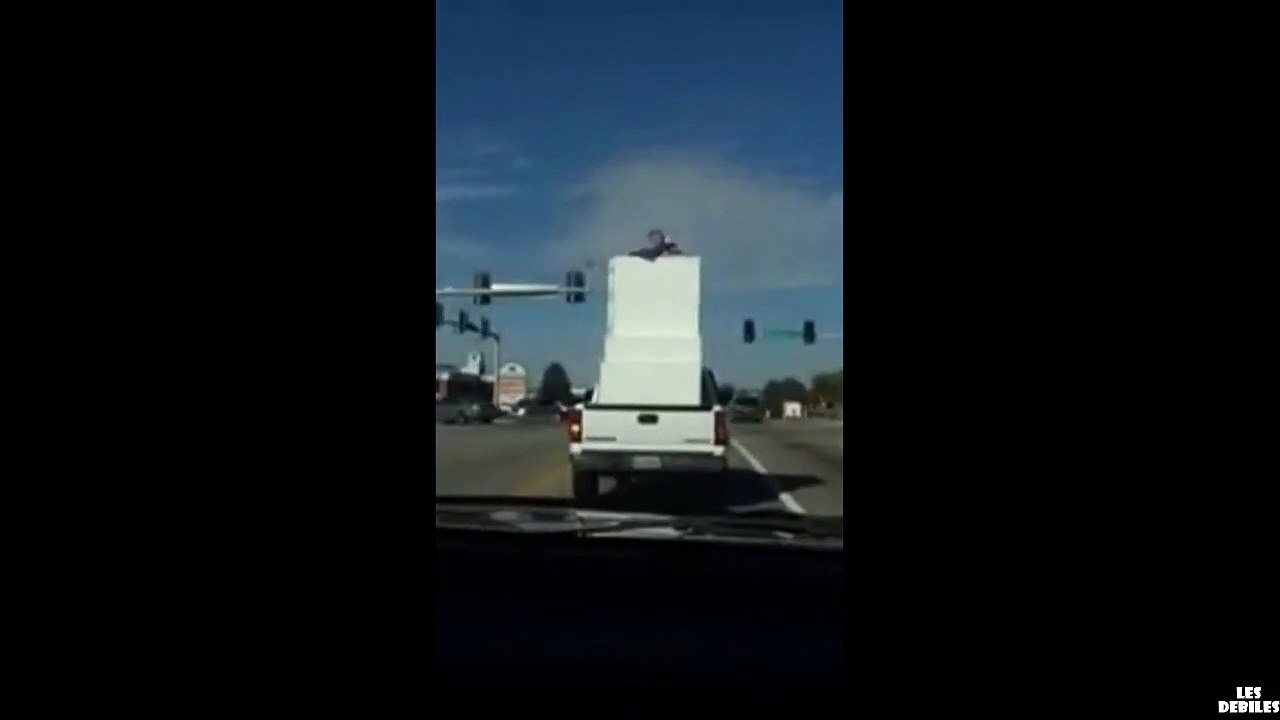 Deux-idiots-dans-un-pickup