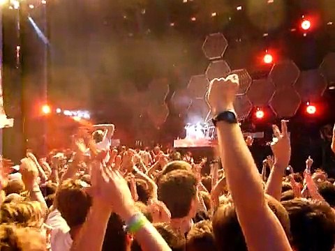 Muse - Supermassive Black Hole, Rock Werchter Festival, Werchter, Belgium 7/1/2010