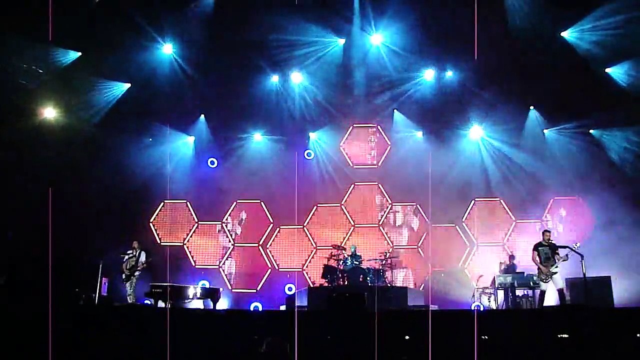 Muse - Supermassive Black Hole, Zeppelinfeld, Rock im Park, Nuremburg, Germany  6/6/2010