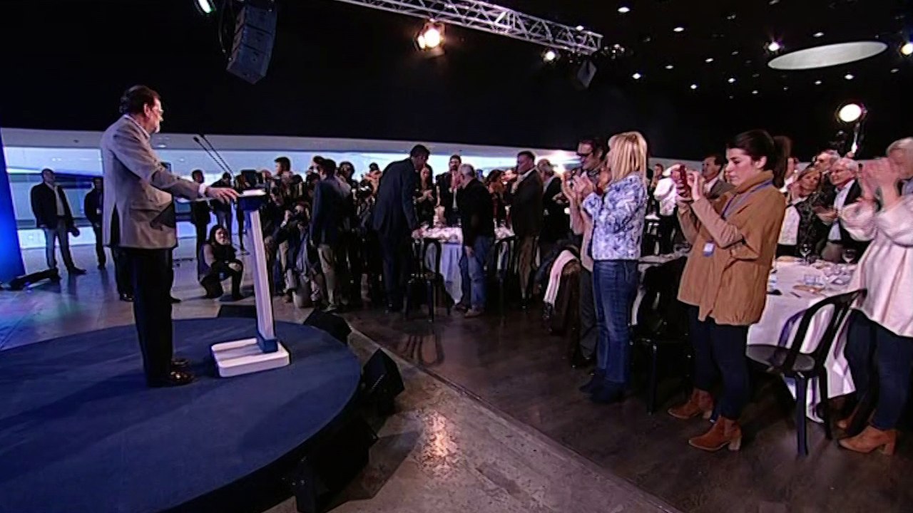 Rajoy participa en la campaña del 21-D y pide votar a Albiol