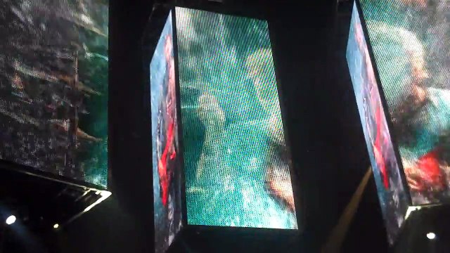 Muse - Supermassive Black Hole, US Airways Center, Phoenix, AZ, USA 4/9/2010