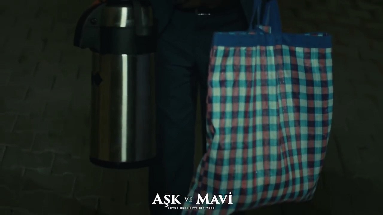 Aşk ve Mavi 44.Bölüm - Seyfi, Birgül ve Servet’e kebap getiriyor!
