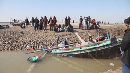 Sube a 22 el número de muertos en naufragio en sur de Pakistán