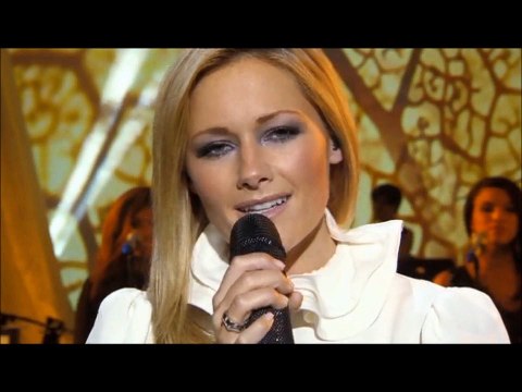 HELENE FISCHER LIVE: EIN KLEINES GLÜCK / SO KANN DAS LEBEN SEIN / LASS MICH IN DEIN LEBEN