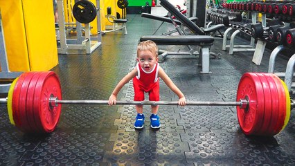 Funny Baby Prank! Funny Baby in GYM Finger Family nursery rhyme song