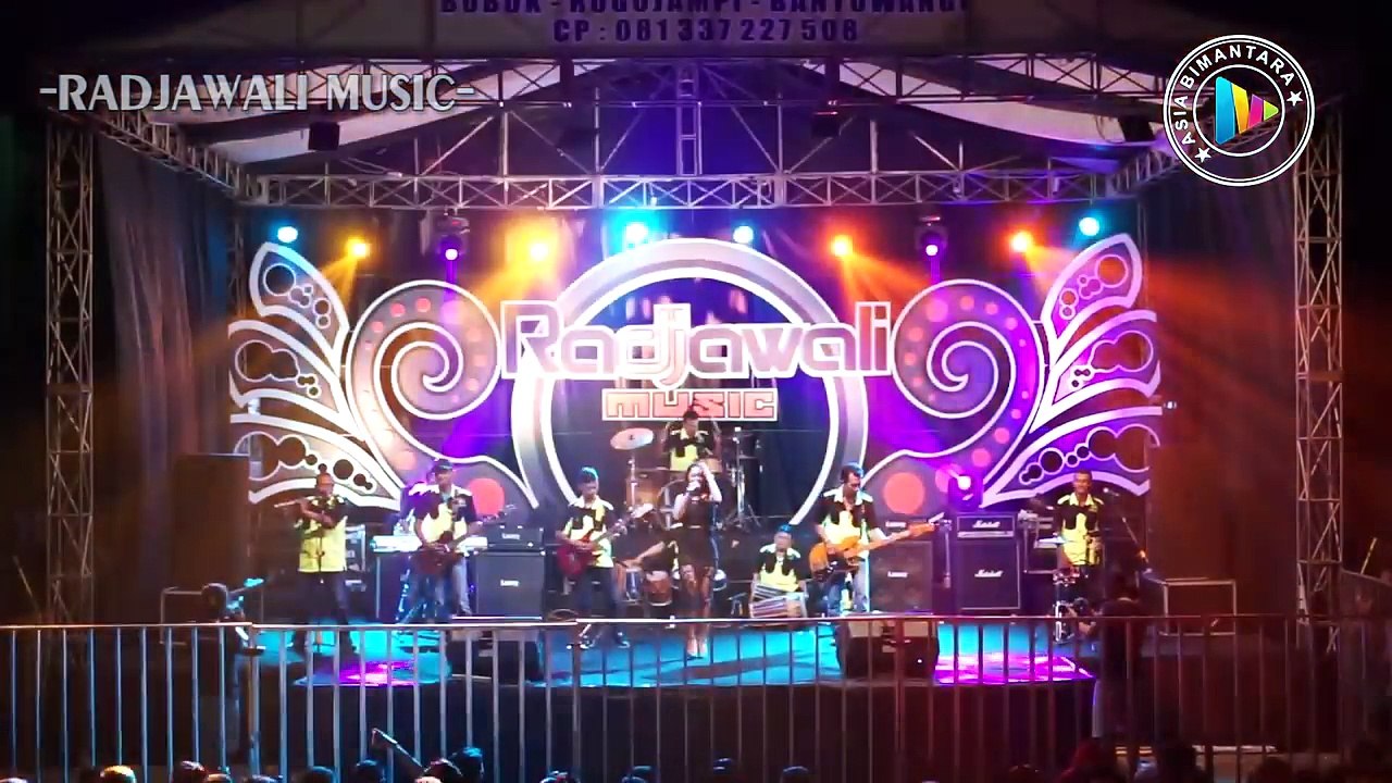 LAGU DANGDUT VITA ALVIA - ANGENAN (OFFICIAL MUSIC VIDEO)