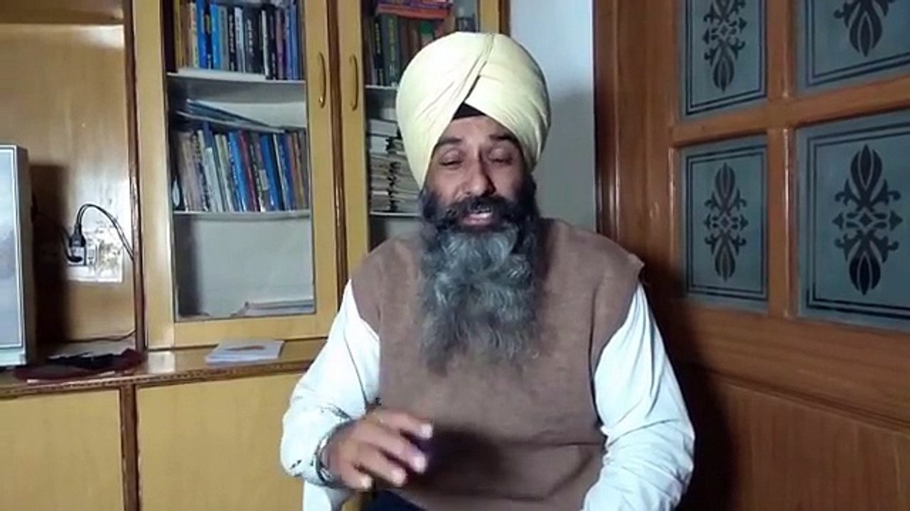 ਜਦੋਂ ਲੜਕੀ ਦੀ ਸ਼ਿਕਾਇਤ ਉੱਤੇ ਕਾਰਵਾਈ ਕਰਨ ਲਈ ਪੁਲਿਸ ਗਈ ਤਾਂ BMW ਵਾਲੇ ਗੁੰਡਿਆਂ ਨੇ ਸੜਕ ਤੇ ਪੁਲਿਸ ਵਾਲੇ ਕੁੱਟ ਦਿੱਤਾ