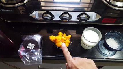 Mango Milkshake Recipe in Hindi - मैंगो शेक बनाने की विधि