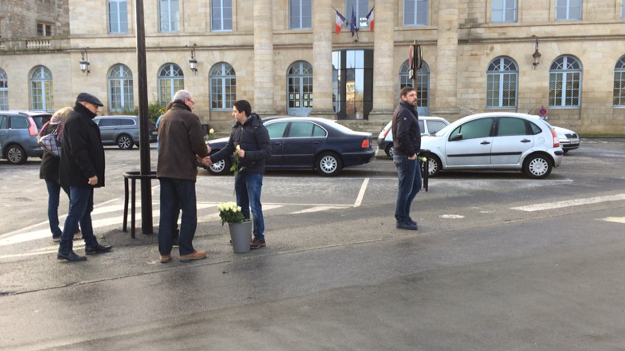 La police rend hommage à son collègue décédé