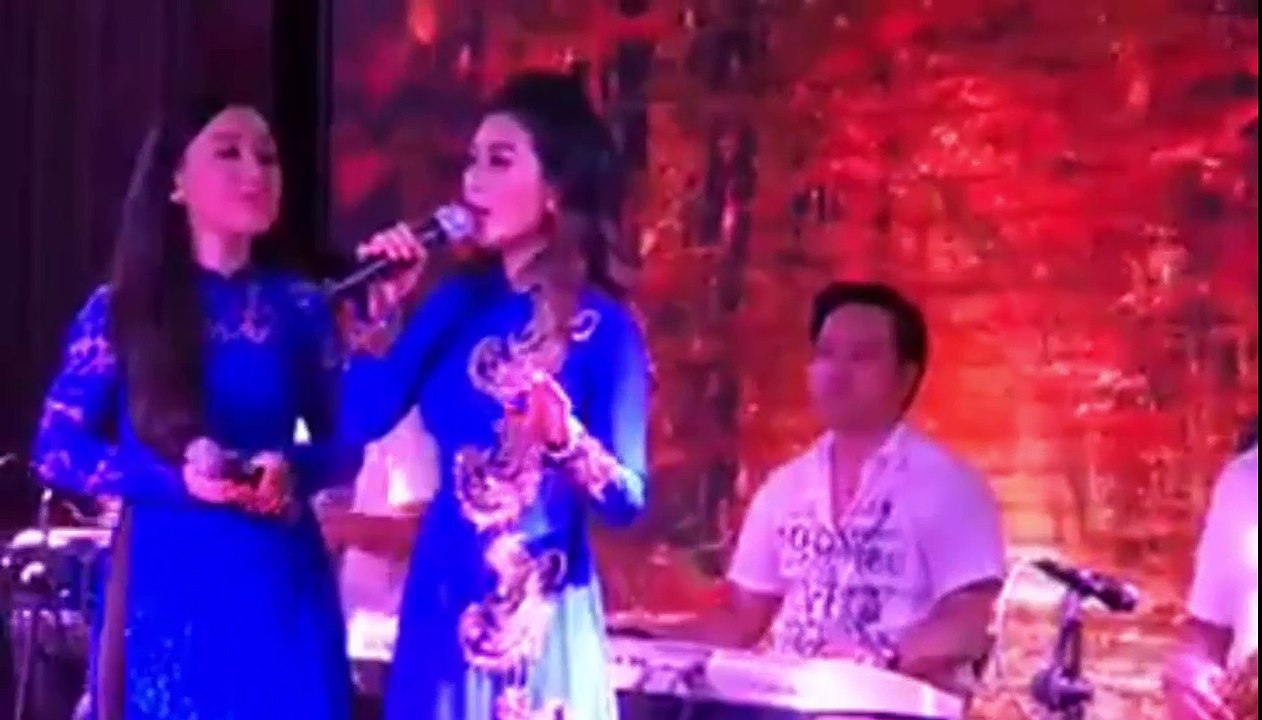 Con đường xưa em đi
