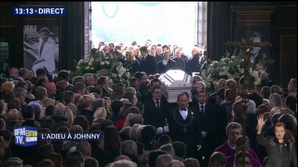 Le cercueil de Johnny Hallyday entre dans l’église de la Madeleine
