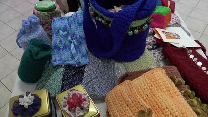 D!CI TV : les Mamies Tricoteuses ont tissé pour le Téléthon