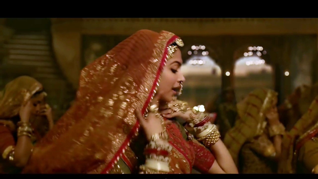 Padmavati Song Ghoomar Deepika Padukone, Shahid Kapoor, Ranveer Singh ...