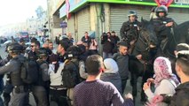 اشتباكات بين القوات الإسرائيلية والفلسطينيين خلال تظاهرات منددة بقرار ترامب الاعتراف بالقدس عاصمة لإسرائيل
