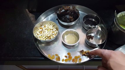 Dates and nuts ladoo recipe in Hindi
