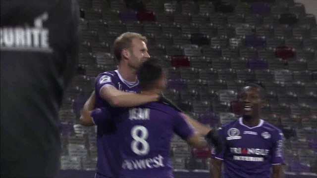 Ola Toivonen délivre le Stadium contre Caen !