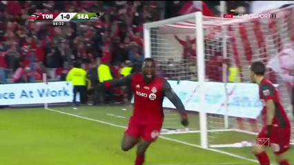 Altidore a fini par venir à bout de la muraille Frei : le but qui a débloqué Toronto