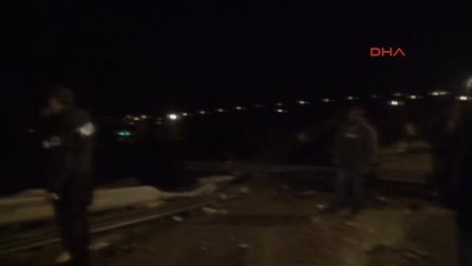 Adana Tır Şarampole Devrildi: 1 Ölü