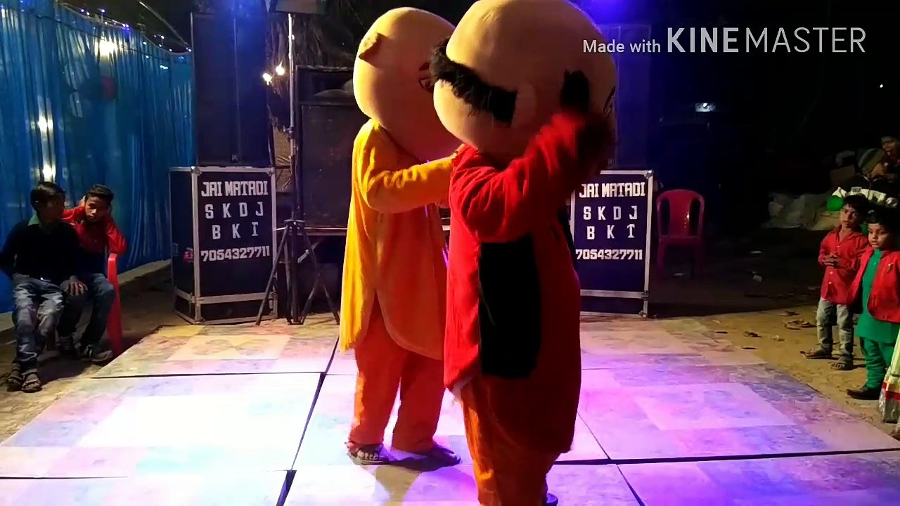 amazing dance in village party......by village man !!!