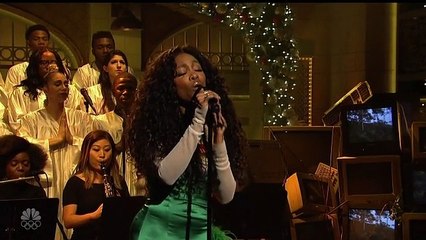 SZA - "The Weekend (SNL Performance)"