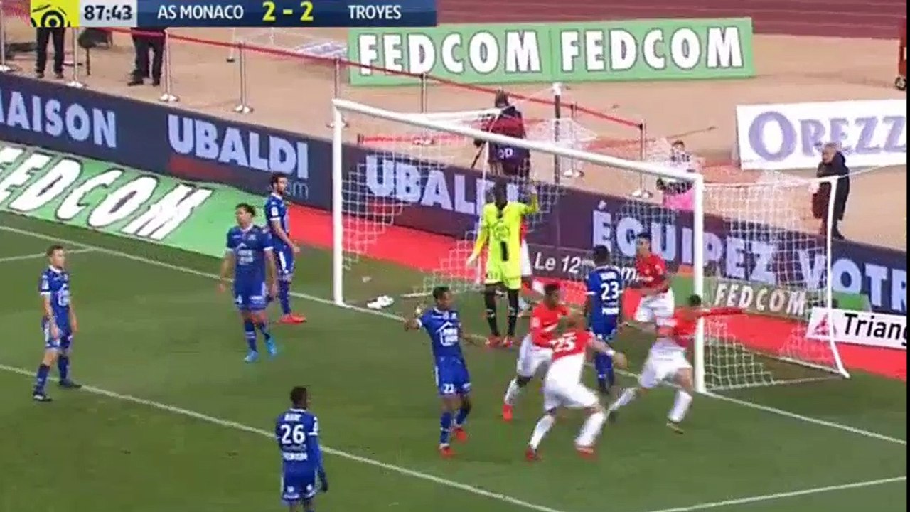CoriIIo goaI, gIik assist