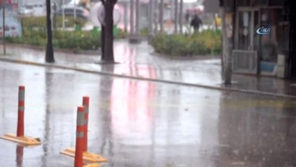 Bandırma'da Yağmur ve Lodos Etkili Oldu