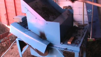 Merakla Başladığı Solucan Gübresinin Bir Yılda Ticaretini Yapmaya Başladı