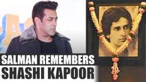 Salman Khan REMEMBERS Shashi Kapoor and Vinod Khanna; Watch Video | FilmiBeat