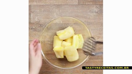 Tasty Demais - Bolinho de mandioca com presunto e queijo