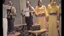 http://www.dailymotion.com/video/x3spij_ouchettine-et-tamhaouchte-02_music