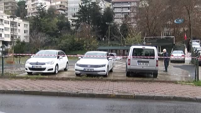 Ünlü Futbolcu Burak Yılmaz'ın İçinde Bulunduğu Lüks Araç Kaza Yaptı İddiası- Lüks Araç Cipe Çarptı